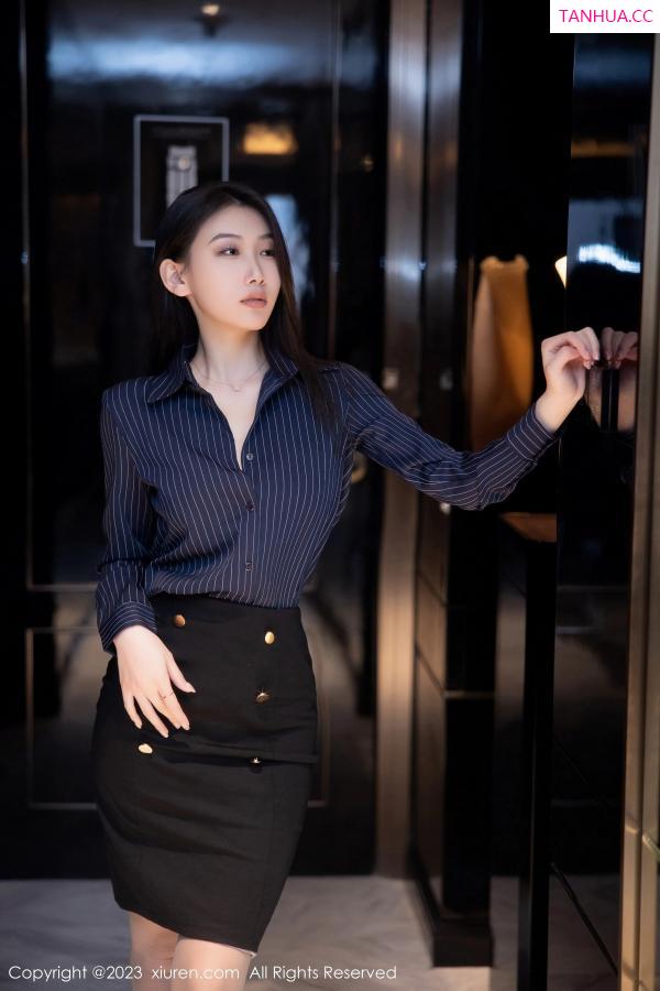 [XiuRen]高清写真图 2023.03.15 No.6418 李佳芮Cherie 短裙美腿